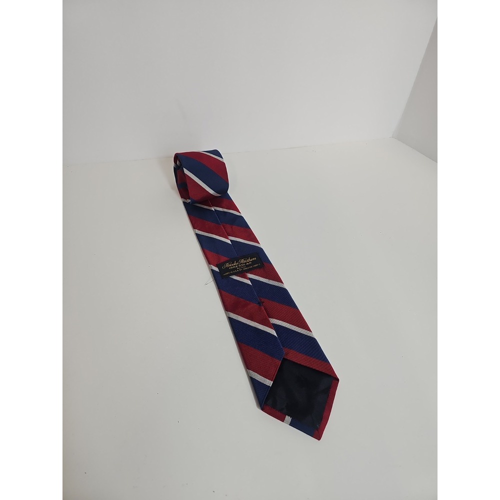 Brooks Brothers Irregular Tie All Silk Striped Multicolor